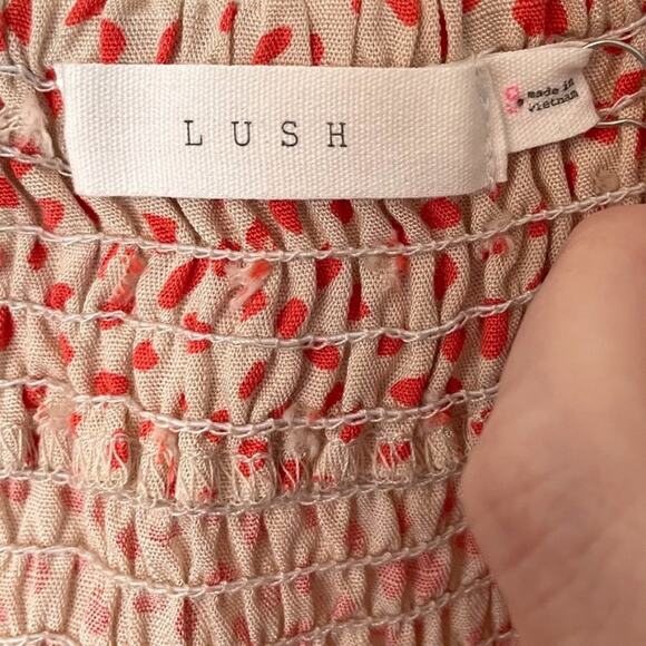 NWT Lush V-neck Puffy Sleeve Polka Dot Blouse Sz S - Picture 3 of 5